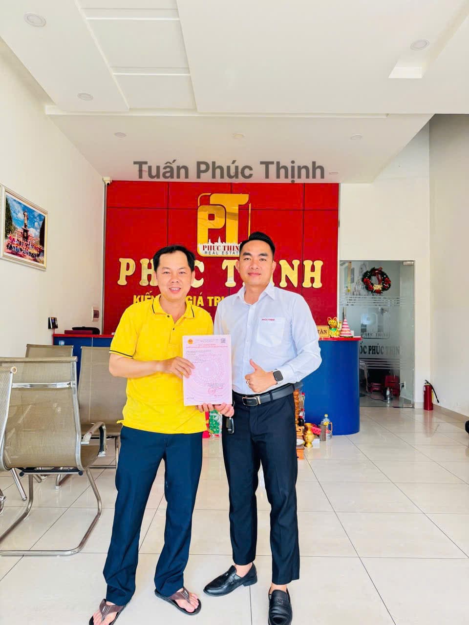 Khách hàng Tuấn Phúc Thịnh Land công chứng sổ đỏ — ảnh 2