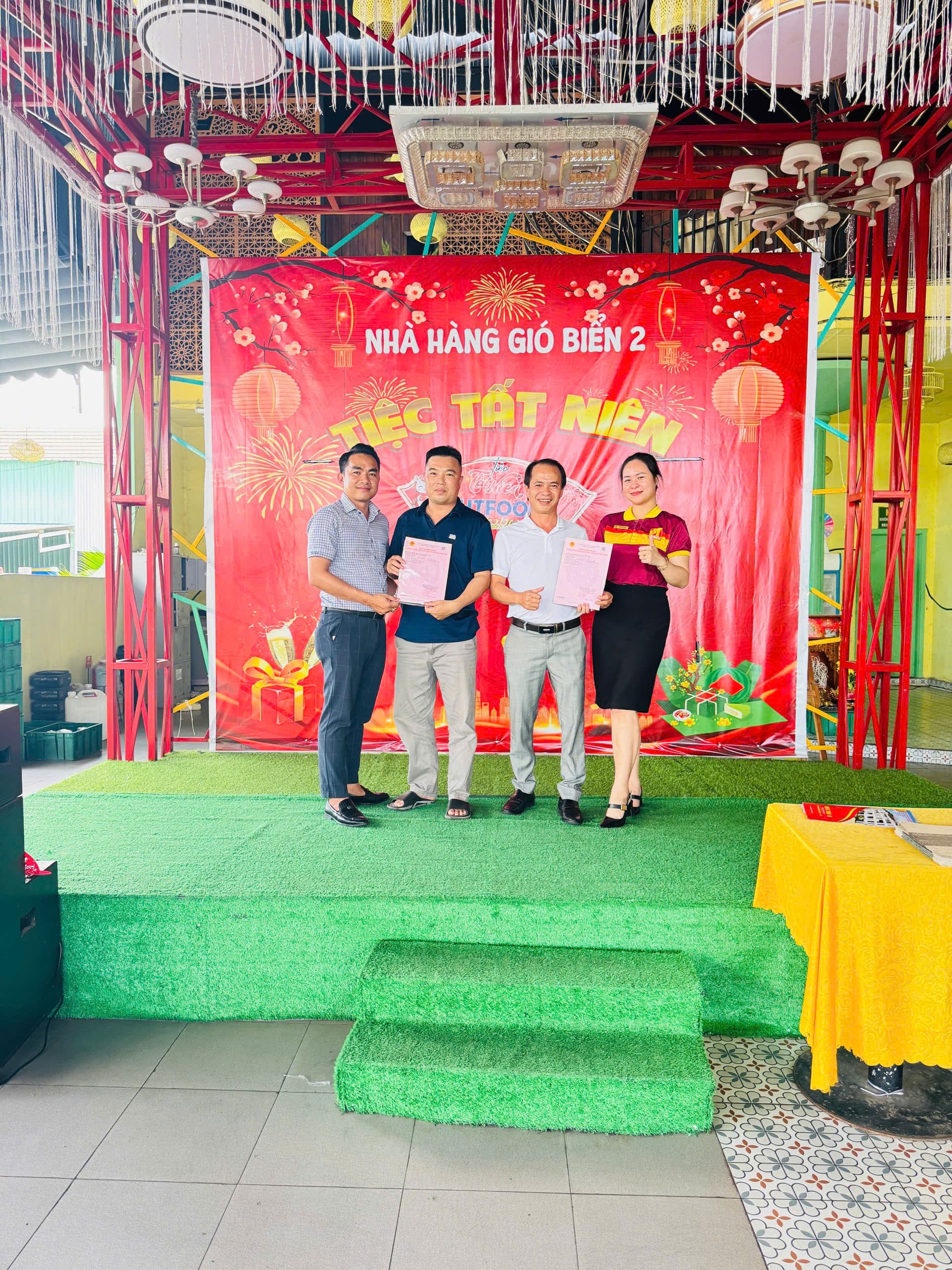 Khách hàng Tuấn Phúc Thịnh Land công chứng sổ đỏ — ảnh 5